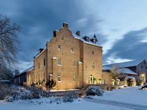 Burg Obbendorf im Schnee